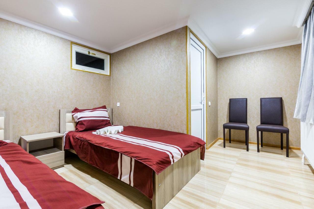 The Kiwi House Otel Lagodehi Dış mekan fotoğraf